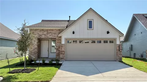889 Kickapoo Ln, College Station, TX 77845
