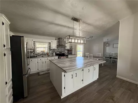 8628 Oakridge Dr, Bryan, TX 77808 photo 14