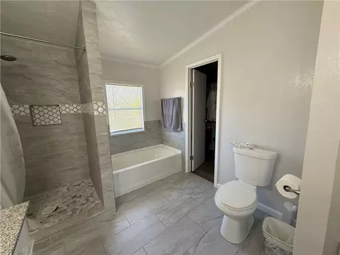8628 Oakridge Dr, Bryan, TX 77808 photo 16