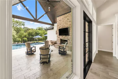 1411 Royal Adelade Dr, College Station, TX 77845