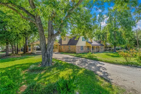Exterior - 515 N Sharp, Franklin, TX 77856 photo 4 of 7