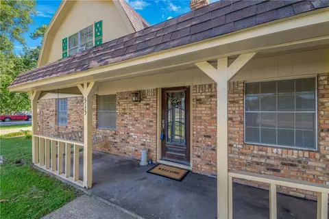 Exterior - 515 N Sharp, Franklin, TX 77856 photo 3 of 7