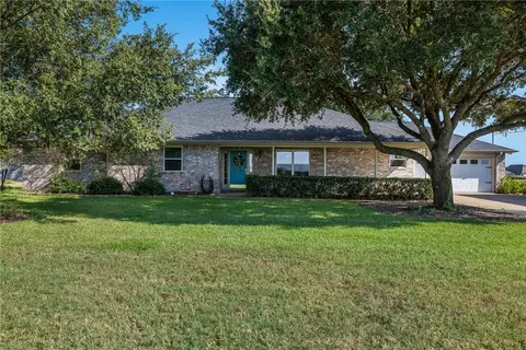 3733 Mccullough Rd, College Station, TX 77845