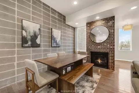 Dining - 505 E 24th St, Bryan, TX 77803 photo 2 of 2