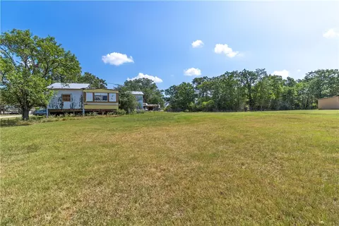 109 Mohawk Trl, Somerville, TX 77879
