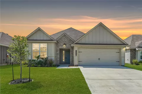 1929 Chief St, Bryan, TX 77807