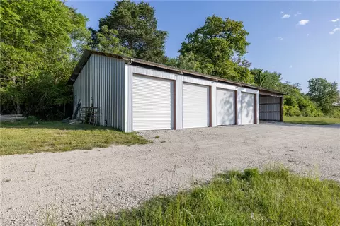 000 Clear Lake Rd, Bryan, TX 77808 photo 12