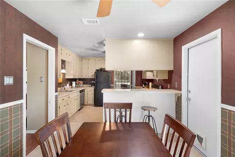 Dining - 3920 Sierra Ct, Bryan, TX 77802 photo 1 of 1