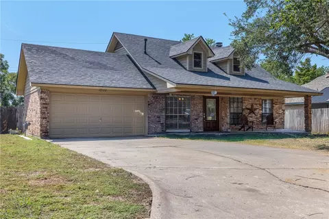 Exterior - 3920 Sierra Ct, Bryan, TX 77802 photo 2 of 6
