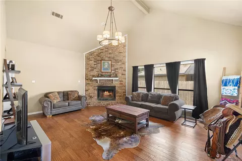Living - 3920 Sierra Ct, Bryan, TX 77802 photo 1 of 1