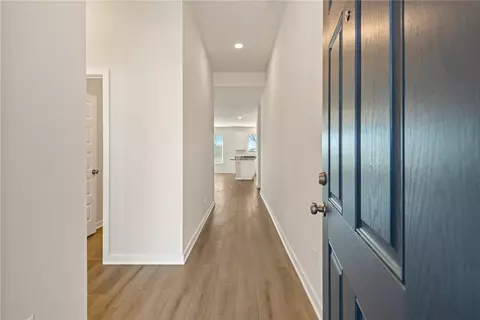Entry Way - 1394 Kingsgate Dr, Bryan, TX 77807 photo 1 of 5