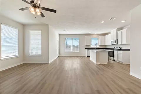 Living - 1394 Kingsgate Dr, Bryan, TX 77807 photo 2 of 7