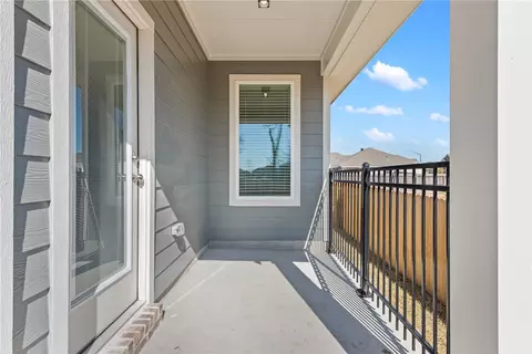 Exterior - 1394 Kingsgate Dr, Bryan, TX 77807 photo 8 of 8