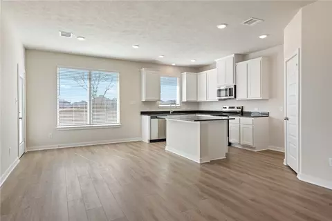 Living - 1394 Kingsgate Dr, Bryan, TX 77807 photo 4 of 7