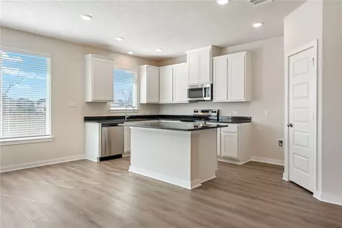 Kitchen - 1394 Kingsgate Dr, Bryan, TX 77807 photo 1 of 3