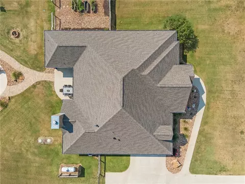 View/Area - 4724 Blazing Trl, Bryan, TX 77808 photo 3 of 8