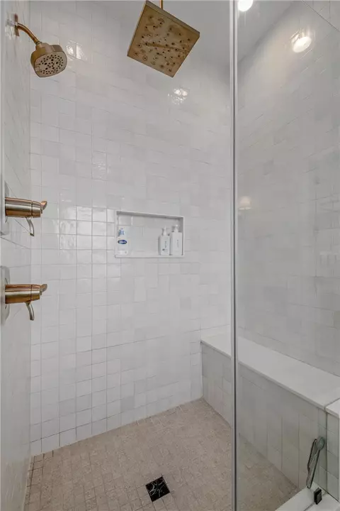 Bath - 5008 Grayson Way, Bryan, TX 77802 photo 5 of 6