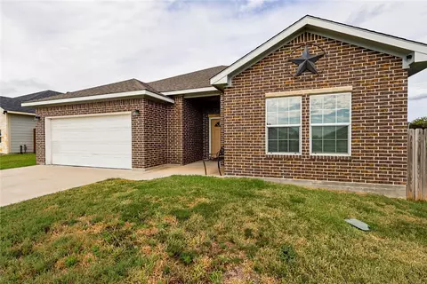 1805 Cornish Ct, Bryan, TX 77801