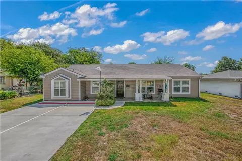 504 Kyle, College Station, TX 77840