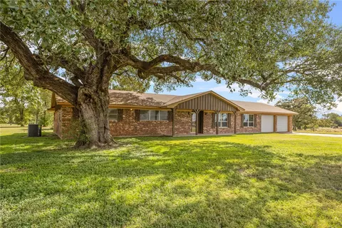 12331 Fm 2155, Snook, TX 77878