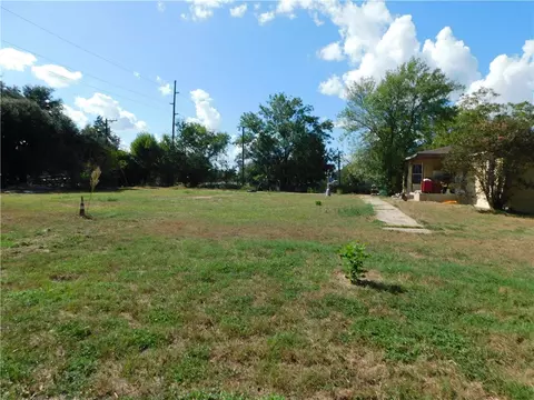 3606 Rabbit Ln, Bryan, TX 77808 photo 4