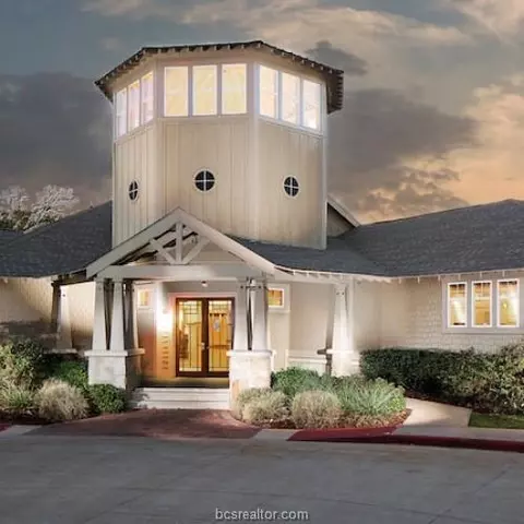 1725 Harvey Mitchell Parkway S 1732, College Station, TX 77840
