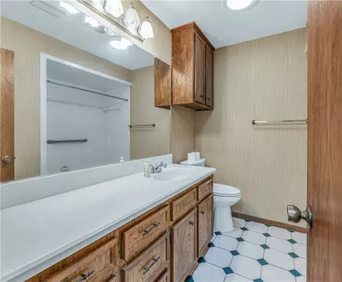 Bath - 2500 Arbor Dr, Bryan, TX 77802 photo 3 of 3