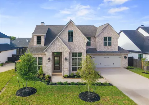 2035 Pebble Bend Dr, College Station, TX 77845