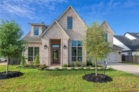2035 Pebble Bend Dr, College Station, TX 77845