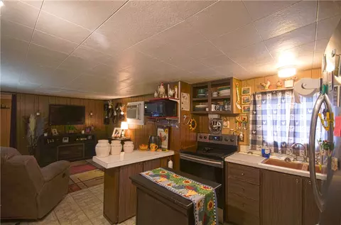 422 Barbara, Somerville, TX 77879 photo 8