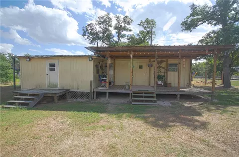 422 Barbara, Somerville, TX 77879 photo 5