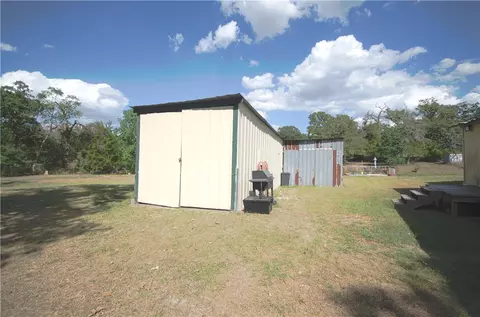 422 Barbara, Somerville, TX 77879 photo 16