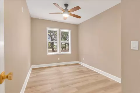 380 County Road 358, Gause, TX 77857 photo 6
