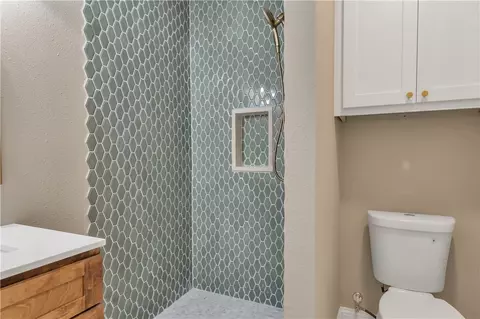 380 County Road 358, Gause, TX 77857 photo 13