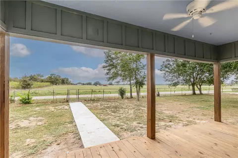 380 County Road 358, Gause, TX 77857 photo 3