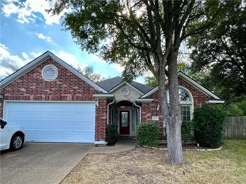 4202 Camber Ct, College Station, TX 77845