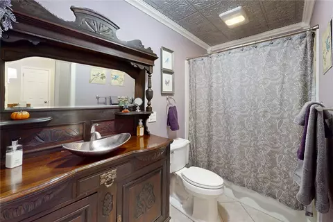 Bath - 3710 Mancuso Rd, Bryan, TX 77808 photo 3 of 4