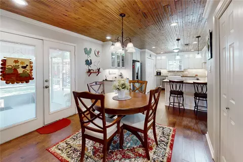 Dining - 3710 Mancuso Rd, Bryan, TX 77808 photo 2 of 2