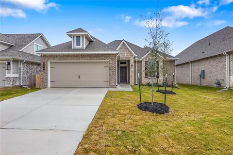 6210 Daytona Dr, College Station, TX 77845