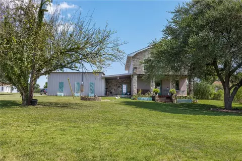 10415 Mcknight Rd, Brenham, TX 77833