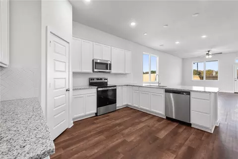 6045 Badger St, Bryan, TX 77807 photo 11