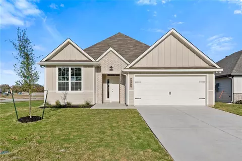 6045 Badger St, Bryan, TX 77807 photo 2