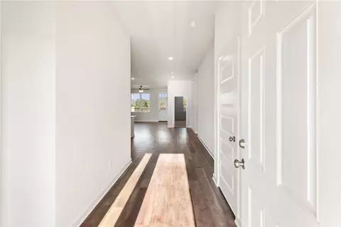 6045 Badger St, Bryan, TX 77807 photo 4