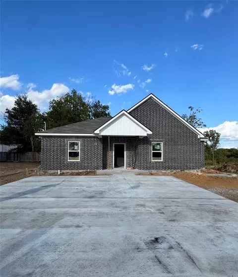 602 N Seventh St, Navasota, TX 77868