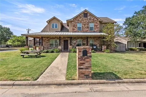 708 Welsh Ave, College Station, TX 77840