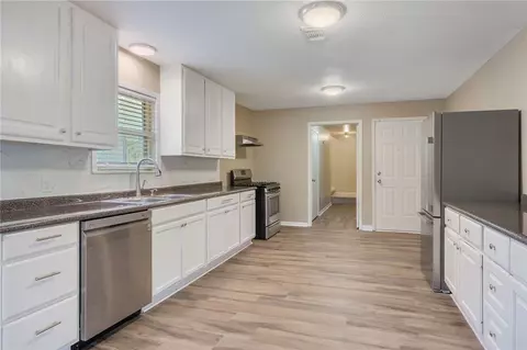 Entry Way - 231 Moss St, Bryan, TX 77803 photo 1 of 1
