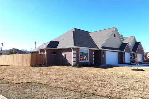 2014 Reagan Ct, Bryan, TX 77802