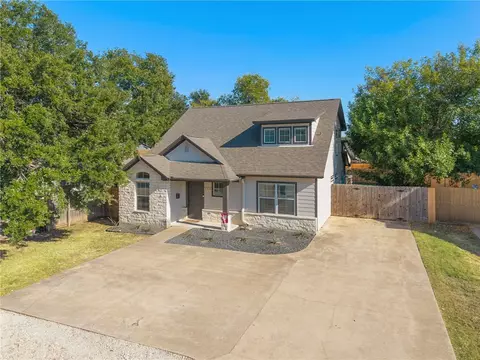 112 Park Pl, College Station, TX 77840