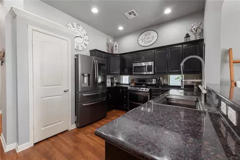 2008 Positano Loop, Bryan, TX 77808 photo 6