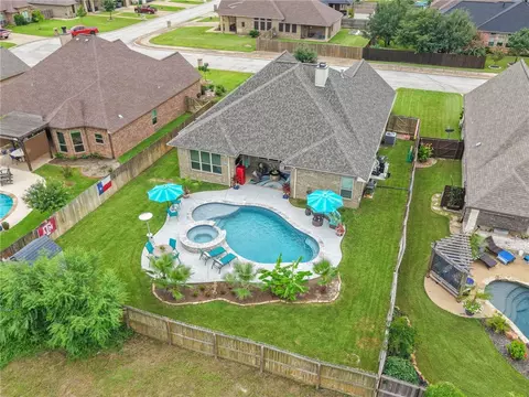 3048 Archer Cir, Bryan, TX 77808 photo 3